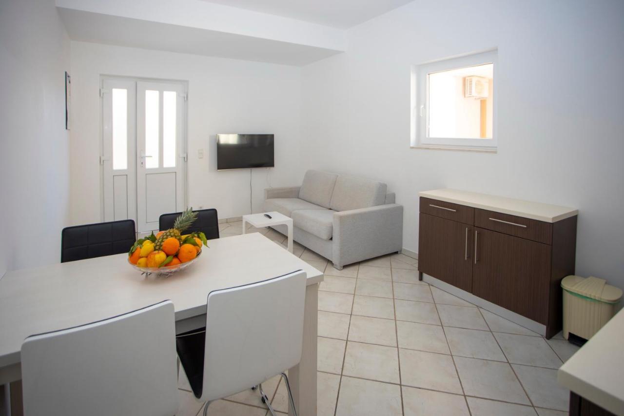 Apartment Domo Makarska Exterior foto