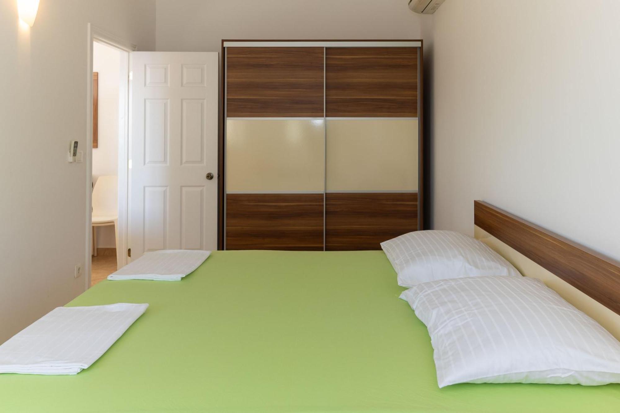 Apartment Domo Makarska Exterior foto