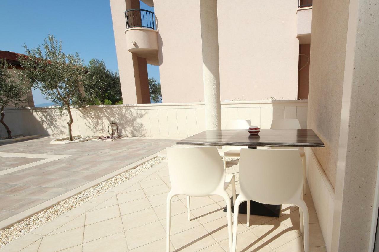Apartment Domo Makarska Exterior foto