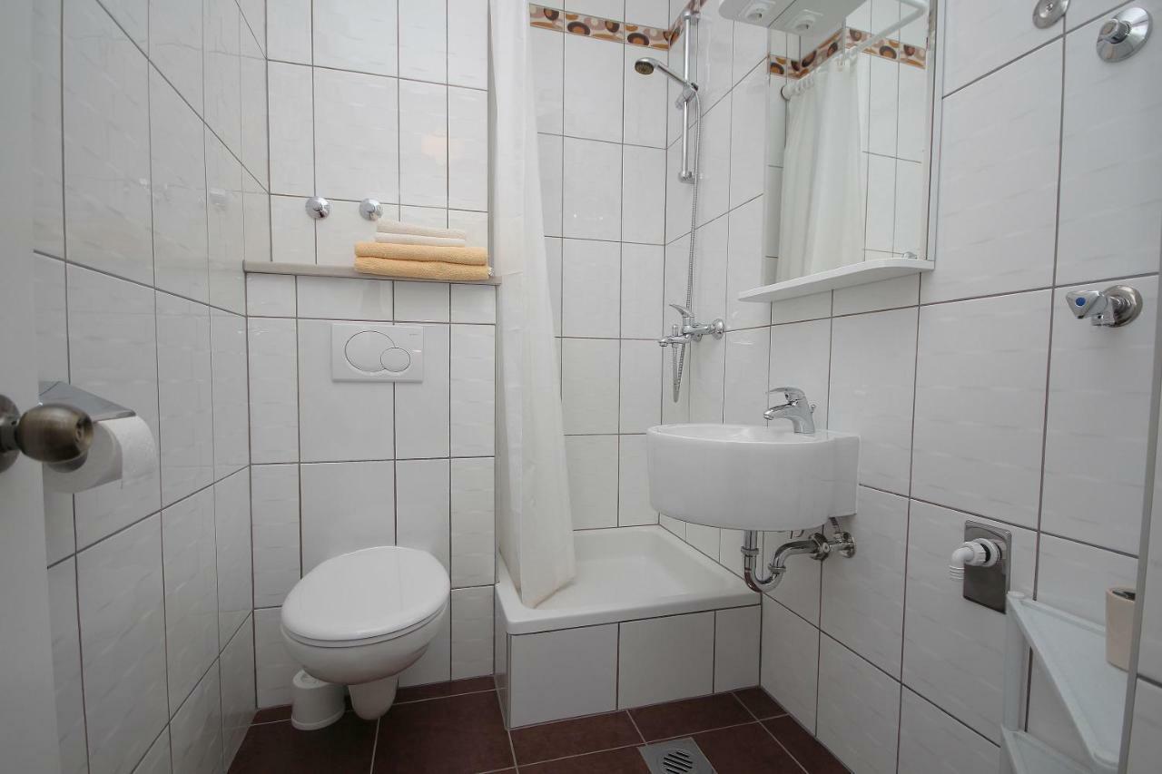 Apartment Domo Makarska Exterior foto